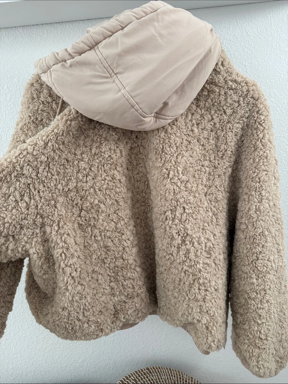 Anatomie Plush Teddy Zip-Front Jacket in Beige - Picture 5 of 5